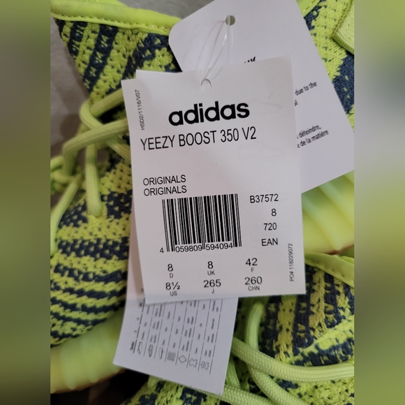 Yezzy Boos 350 V2 - Picture 5 of 7